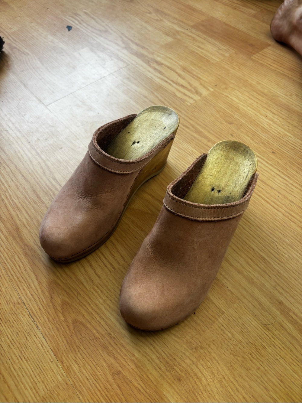 no. 6 New School clogs sz 38 blush pink heels autumn virbom sole neutral Scandi